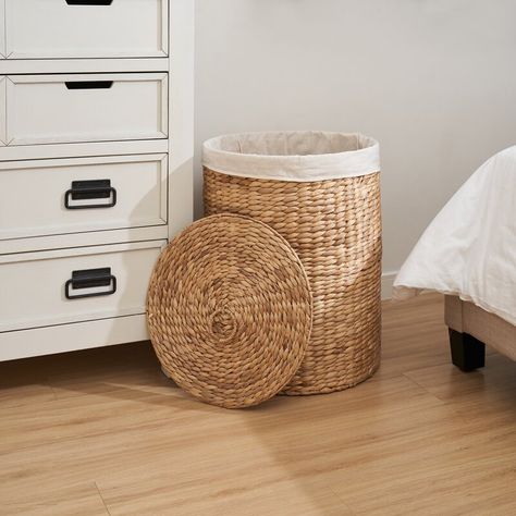 Woven Laundry Basket With Lid, Wicker Room Decor, Granddaughter Bedroom, Clothing Basket, Wood Hamper, Best Family Room, Bedroom Finds, Rattan Decor, Wicker Laundry Hamper