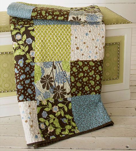 This project of 8-1/2-inch squares makes for easy quilting with a huge impact. Bright greens, soft blues, and dark browns allow this quilt to easily transition between seasons Colchas Quilting, Free Quilt Tutorials, Quilt Book, Big Block Quilts, Beginner Quilt Patterns, Easy Quilt Patterns, Patchwork Quilt Patterns, Quilting For Beginners, Patch Quilt