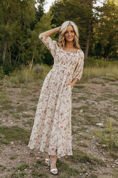 Kiera Dress-Ivory Floral Fall Floral Midi Dress, Fall Pictures Dress, Love Olive Co, Spring Dresses Aesthetic, Fall Dress Outfit Casual, Family Photos Dress, Cottage Dresses, Modest Fall Dresses, Fall Maxi Dresses