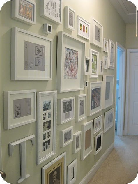 Gallery Wall Pic Frame, Gallery Ideas, Photo Wall Gallery, Gallery Wall Inspiration, Framed Pictures, Diy Casa, White Frames, Gallery Walls, Wall Frames