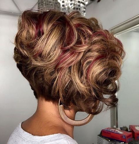 Short Curly Layered Bob For Black Women Sew In Bob Hairstyles, Short Curly Weave, Blond Haircut, Weave Bob, Short Curly Bob Hairstyles, Tan Skin Blonde Hair, Curly Weave, Bob Haircut Curly, Easy Hairstyles For Medium Hair