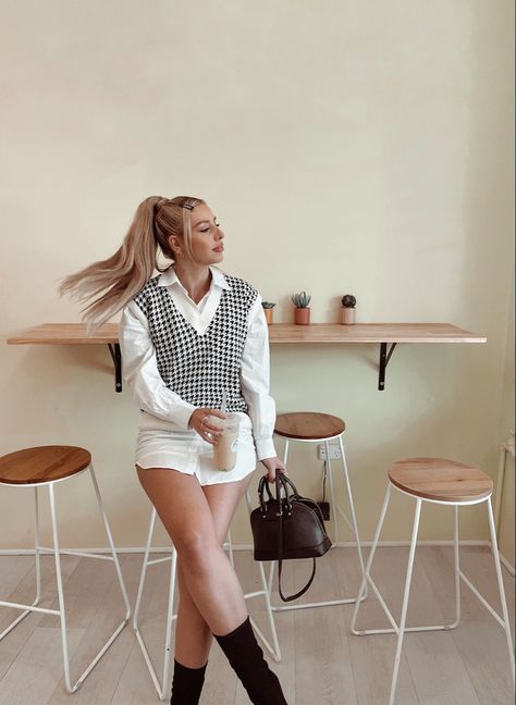 Female wearing a black and white vest over a white dress shirt holding a boba tea Vest With Dress, Tea Outfit, Baby Spice, White Vest, Boba Tea, Vest White, Dress Shirt, Trendy Fashion, Outfit Inspirations