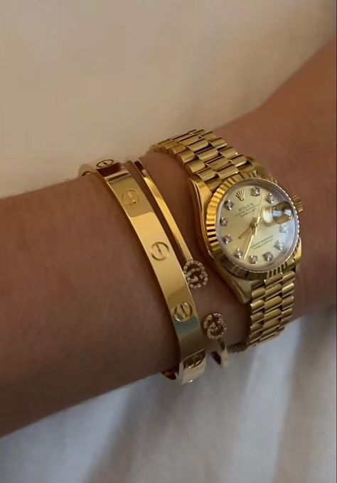 Woman Rolex Watch Gold, Gold Rolex Women Aesthetic, Gold Watch Stack Women, Women’s Rolex Gold, Mini Rolex Women, Gold Watch Aesthetic Women, Good Watch Women, Small Rolex Watch Women, Gold Watch Stack