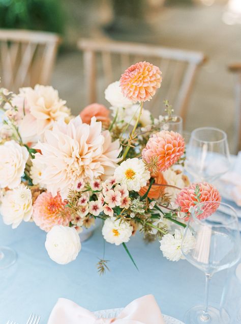 Romantic, feminine Wedding Inspiration at Villa Montalvo Arts - oliviamarshall.com Peach And Blue Wedding, Apricot Wedding, Pantone 2024, Tabletop Design, Peach Wedding Flowers, Orange Wedding Flowers, Feminine Wedding, Wedding Flowers Summer, Coral Wedding