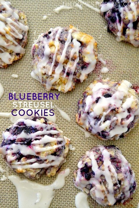 These Blueberry Streusel Cookies are so good, you won't know they came from boxed muffin mix! Hearty, soft pillows of juicy blueberry goodness, they're simple to make and are great for breakfast too! Streusel Cookies, Blueberry Streusel, Butter Glaze, Cookies Holiday, Cookie Recipes Unique, Muffin Mix, Chocolate Cookie Recipes, Blueberry Muffin, Delicious Cookie Recipes