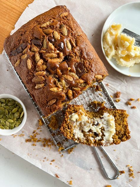 Upgraded Trader Joe's Pumpkin Bread Recipe Pumpkin Spice Pumpkin Seeds, Pumpkin Bread Mix, Chocolate Pumpkin Bread, Super Cookies, Maple Butter, Bread Mix, Pumpkin Bread Recipe, Bread Ingredients, Bread Serving