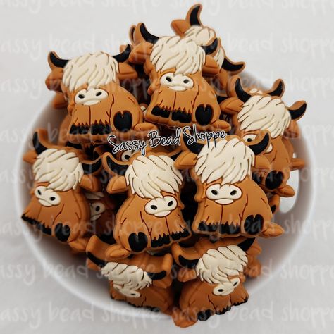 Quantity: Choose from the drop down menu Material: 100% food grade silicone Size: 28mm x 27mm approx Color: Caramel Shape: Highland Cow Bead Hole Size: 1.5mm approx * Silicone Beads are High Quality! * Safe, Durable, Non-toxic, Food Grade Beads! * Beads are made with 100% food grade silicone. * Non-toxic, non-sticky, odorless, and BPA Free, PVC Free, Phthalates Free, Cadmium Free, Lead Free and Nitrosamine Free! ★ Looking for more Beads Check Out my Website We have a Rewards program and offer Se Cow Birthday Cake, Cow Cookies, Cow Birthday Parties, Cow Cakes, Cow Birthday, Cookies Decorated, Focal Beads, Cute Birthday Cakes, Birthday Food