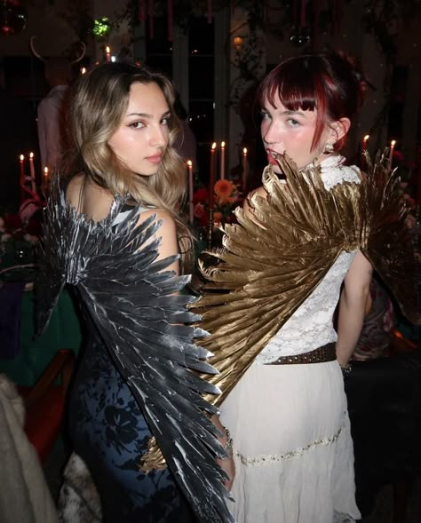 Saltburn Aesthetic Outfit, Saltburn Aesthetic Outfit Party, Midsummer Nights Dream Party, Birthday Goals, 21st Party, Bday Party Theme, Party Aesthetic, Dream Party, Nye Party