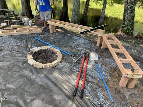 Campfire Benches Diy, Fire Pit Bench Seating Diy, Campfire Bench, Fire Pit Benches, Easy Diy Bench, Homemade Fire Pit, Fire Pit Bench, Diy Bench Seat, Rustic Wood Bench