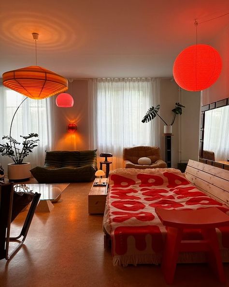 Instagram Red Couch Living Room, Red Lamps, Cozy Modern Living Room, My Birthday Month, Diy Room Decor For Teens, Colorful Quilt, Dream Apartment Decor, Apartment Decor Inspiration, Room Design Bedroom