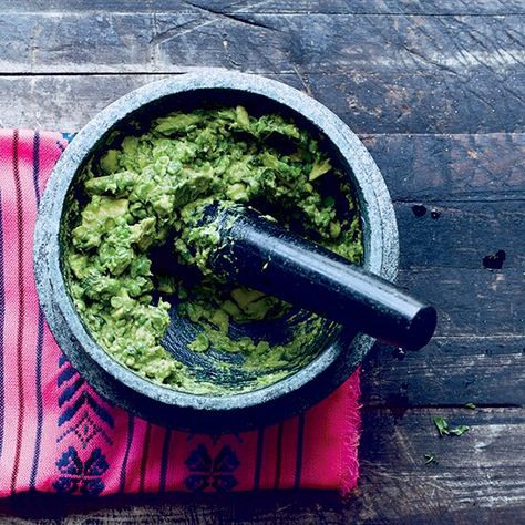 Enrique Olvera's Mexican Recipes Pea Guacamole, Guacamole Recipes, Eclectic Table, Pork Belly Tacos, Bacon Guacamole, Dip Dip, Avocado Guacamole, Grilled Avocado, Chunky Guacamole