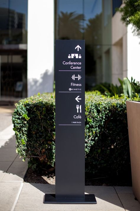 Company Design Office, Wayfinding Map, Information Signage, Office Signage Design, Directory Signage, Modern Signage, Rsm Design, Hospital Signage, Way Finding Design