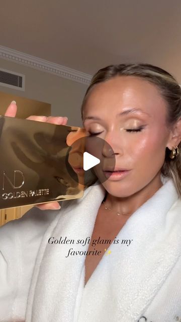 Sophie Ede on Instagram: "Trying out the BRAND NEW Natasha Denona Golden Palette ✨ @natashadenonabeauty  What can I say? It never disappoints 🥹 this is going to be a firm favourite by far! So many gorgeous true neutrals in there and the perfect sparkles to create those gorg soft glam looks! Perfection!  . . . . #natashadenonapalette #natashadenonamakeup #makeupideas #makeupinspo #softglammakeup #softglammakeuplook #softglaminspo #makeupoftheday #goldenpalette #newmakeup #newmakeuplaunch #eyemakeup #eyemakeuptutorial #eyemakeupideas #eyemakeuplook #eyemakeupinspo" Natasha Denona Gold Palette Looks, Natasha Denona Golden Palette, Natasha Denona Glam Palette Looks, Natasha Denona Palette, Natasha Denona Glam Palette, Soft G, Nude Palette, Soft Glam Makeup, Natasha Denona