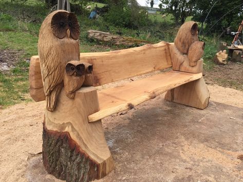 Gallery - Carvings - Chainsaw Carving & Sculpture Wood Carving Bench, Carving Bench, Log Chairs, Scrap Wood Art, Chainsaw Sculpture, Chainsaw Wood Carving, Antique French Doors, Carved Bench, Wood Working Projects