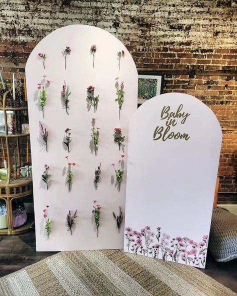 Baby in bloom 🌷 Crafting dreams into reality! Each custom-made backdrop is a bespoke masterpiece, meticulously tailored to match your theme. Your vision, our creation – because every celebration deserves a unique touch! Message us today to start planning your next event! Evently Why wait? Let's Celebrate 📍 Location: Louisville, KY and surrounding areas 📞Contact Us: 502-625-5466 📧 Email: planner@evently.events 🌐 Website: www.evently.events 👍 Like, Share, and Follow! @evently.events ... Events Website, Violet Garden, Wildflower Baby Shower, Baby In Bloom, Bloom Baby, Baby Shower Backdrop, Dreams Into Reality, Garden Theme, Baby Sprinkle