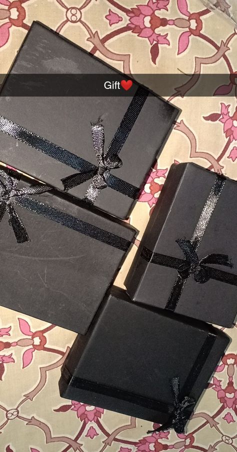 Pre Birthday Gifts Snapchat Story, Fake Birthday Gift Snap, Fake Gift Snap, Gift Fake Snap, Birthday Gift Pic, Watch Gift Snapchat Story, Birthday Celebration Snapchat Story, Fake Gifts Story, Birthday Gifts Snaps