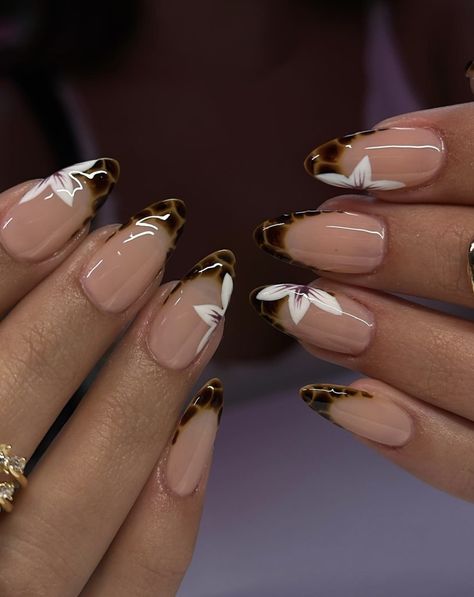 October Nails, Fashion Things, Simple Gel Nails, Summery Nails, Classy Acrylic Nails, Almond Nails Designs, Nail Swag, Short Acrylic Nails Designs, Fire Nails