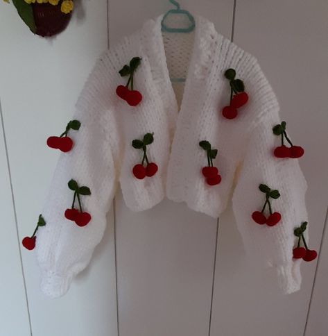 Short White Cardigan, Cherry Cardigan, Cherry Sweater, Unique Cardigan, Flower Cardigan, Gilet Crochet, The Cardigans, Chunky Cardigan, White Cardigan