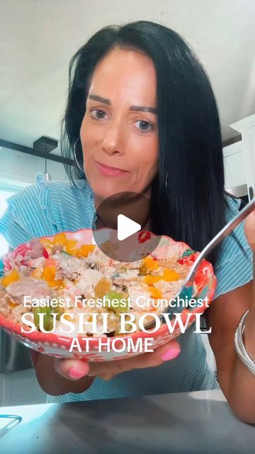 Tonya Spanglo on Instagram: "Today’s LUNCH is absolutely hands down one of my FAVES🍣🍱  Low Carb Sushi Bowl: Tuna Riced Cauliflower Imitation Crab Avocado Celery Bell Pepper Toasted Sesame Seeds Low Sodium Soy Mayo of choice   Maintaining 280 pound weight loss is not easy. Sushi is one of my faves, always has been, this is just my way of having a healthier alternative but still crushing that sushi craving.   #lunch #easymeals #lowcarb #highprotein #healthyfood #healthylifestyle #easyrecipes #foodie #food #foodblogger #weightlosstips #weightlossjourney #transformation #weightloss #delicious #sushi #sushilovers" Cauliflower Rice Sushi Bowl, Sushi Bowl No Rice, Sushi Bowls Easy, Sushi Bowl Tuna, Tonya Spanglo Recipes, Low Carb Sushi Bowl, Sushi Craving, Tuna Sushi Bowl, California Bowl