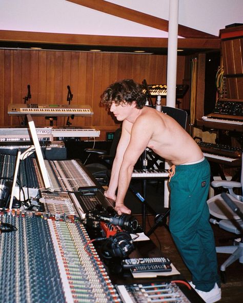 Charlie on Instagram: “🍍” Adventure Time Funny, Recording Studio Setup, Musical Artist, Campaign Shoot, Home Recording Studio, Men Kissing, About A Girl, Atlantic Records, Joe Keery