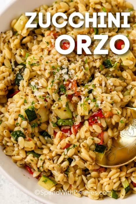 Orzo Side Dish, Orzo Side, Orzo Recipes Side, Zucchini Orzo, Veggie Orzo, Orzo Dishes, Orzo Recipe, Recipe Zucchini, Pasta Side Dishes