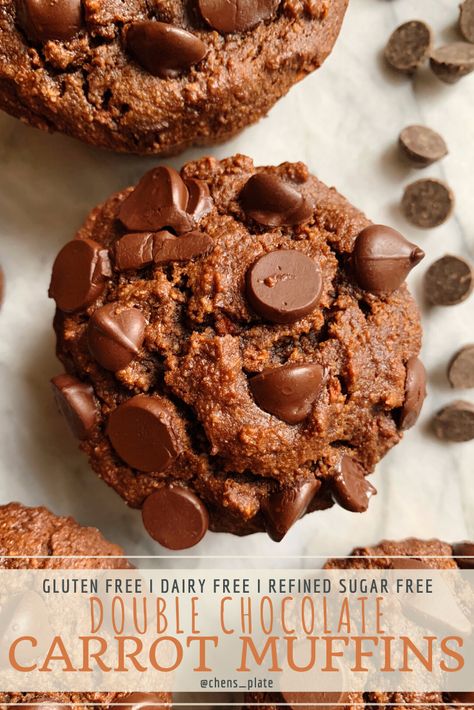 Double Chocolate Carrot Muffins — Chen's Plate Chocolate Carrot Cake, Carrot Zucchini Muffins, Carrot Muffin Recipe, Carrot Bread, Banana Oatmeal Muffins, Carrot Muffins, Chocolate Banana Muffins, Banana Chocolate Chip Muffins, Gluten Free Muffins