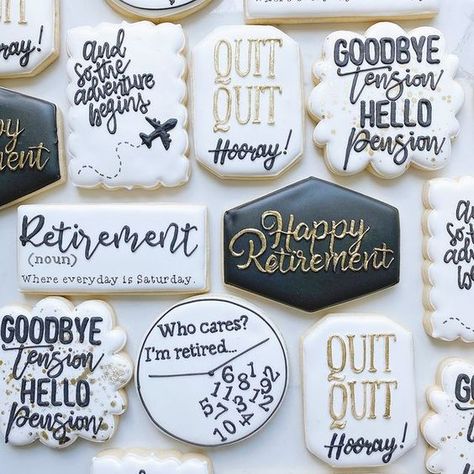 Retirement Cookies Decorated For Woman, Retirement Decorated Cookies, Retirement Cupcakes Ideas For Women, Retirement Cookies Decorated, Retirement Sugar Cookies, Work Retirement Party Ideas, Happy Retirement Decorations, Retirement Cookies, Houston Eats