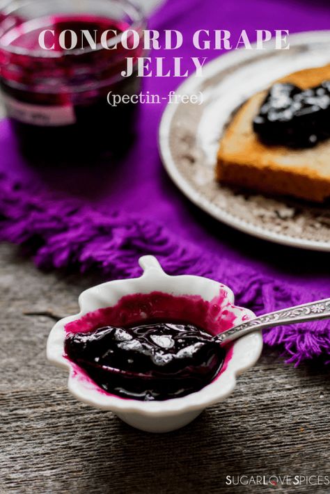 Concord Grape Jelly (pectin-free) - SugarLoveSpices Grape Jelly Recipe No Pectin, Concord Grape Recipes, Grape Jam Recipe, Homemade Grape Jelly, Concord Grape Jelly, Sugared Grapes, Grape Jam, Jam Recipes Homemade, Grape Recipes