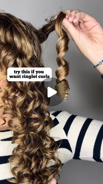 Wavy Hair Tips, Ringlet Curls, Curly Wavy Hair, Curl Definition, Curl Cream, Wavy Curly Hair, Climate Control, Feather Light, Roll On