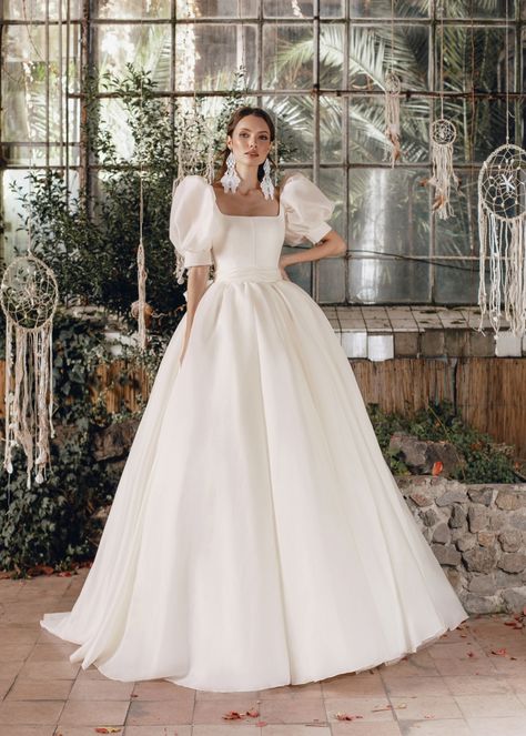 Fairytale Wedding Dress Puffy Sleeves, Big Wedding Dresses With Sleeves, Puff Sleeved Wedding Dress, Wedding Dresses With Puff Sleeves, Poofy Sleeve Wedding Dress, Wedding Dress Puffy Sleeves, Wedding Dress With Puff Sleeves, 2026 Wedding, Bridal Era