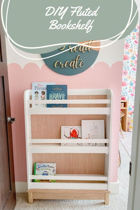 Diy Nursery Bookcase, Book Shelf Girls Room, Simple Bookshelf Design, Front Facing Bookshelf Diy, Kids Book Shelf Diy, Diy Childrens Bookshelf, Diy Narrow Bookshelf, Diy Toddler Bookshelf, Ikea Bookshelf Hack Kids