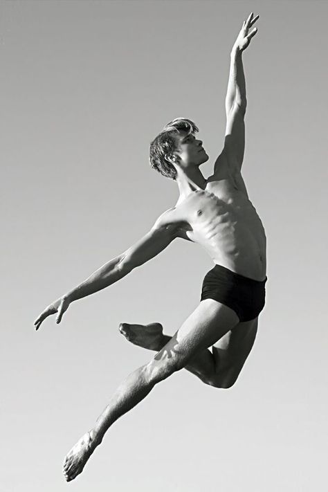 Ballet Photography Poses, Ballet Steps, Ballet Boys, Male Pose Reference, Dance Photography Poses, Male Ballet Dancers, Ballet Poses, Male Dancer, Drawing Exercises