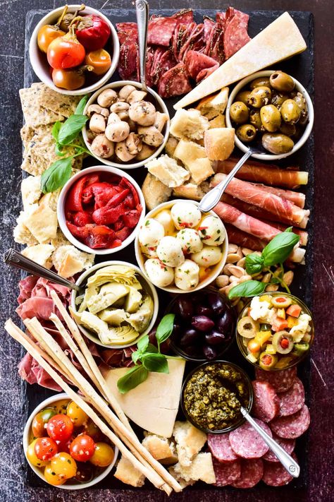 Antipasto Platter Italian Food Platter, Italian Inspired Charcuterie Board, Antipasti Platter Italian, Italian Platter Ideas, Italian Antipasto Platter Ideas, Italian Charcuterie Board Antipasto Platter, Antipasta Platters Italian, Anti Pasta Platter, Charcuterie Board Italian