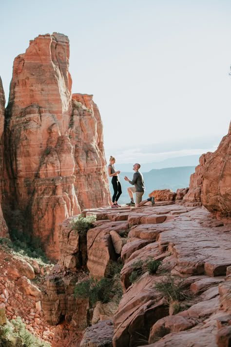 Hike Proposal Ideas, Arizona Proposal Ideas, Proposal Ideas Hiking, Hiking Proposal Ideas, Colorado Proposal Ideas, Proposal Ideas Nature, Proposal In Nature, Mountain Proposal Ideas, Nature Proposal Ideas