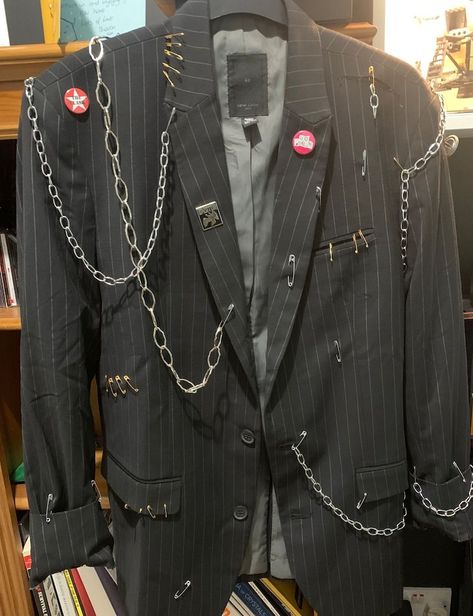 Custom 70s punk styled blazer Fancy Punk Outfits Men, Punk Prom Outfit Men, Punk Suit Outfit, Punk Suit Jacket, Punk Blazer Outfit, Punk Blazer Diy, Punk Prom Suit, Punk Formal Outfit Men, Punk Suit Men