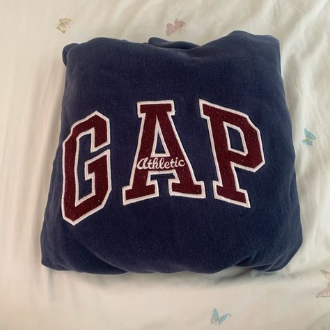 Vintage Gap Hoodie, Got It Vintage Nwt, But Took Tags Off And Never Really Wore It The Letters Have Some Pilling But Not Very Noticeable When Worn Vintage Gap Hoodie, Gifts For 17 Year Boy, Hoodies Zip Up, Gap Hoodie Aesthetic, Vintage Hoodies 90s, Thrifted Hoodies, Vintage Hoodies Aesthetic, Gap Hoodie Outfit, Red Hoodie Outfit