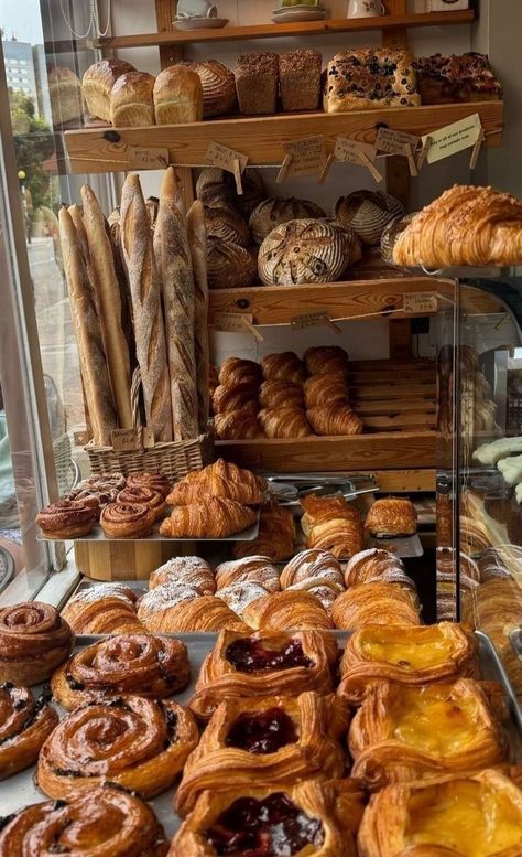 Vintage Bakery Aesthetic Cozy, Old School Bakery, Cafe Bakery Aesthetic, Owning A Bakery, Bakery Worker Aesthetic, Dark Academia Bakery, Bread Bakery Aesthetic, Owning A Bakery Aesthetic, Savory Bakery Items