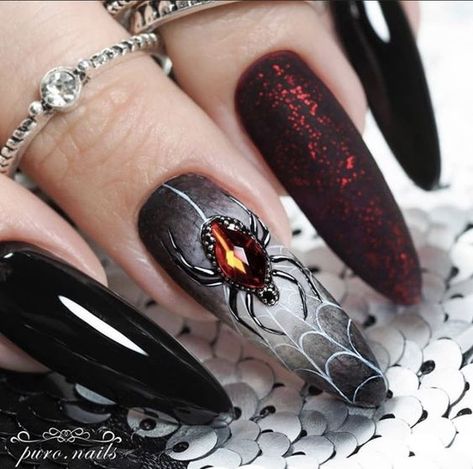 25 Super Witchy Nails for Halloween 2024 - The Catalog Jeweled Halloween Nails, Classy Witchy Nails, Samhain Nail Art, Halloween Nails Witchy, Black Witchy Nails Ideas, Gothic Fall Nails, Witchy Acrylic Nail, Halloween Witch Nails Design, Witchy Fall Nails