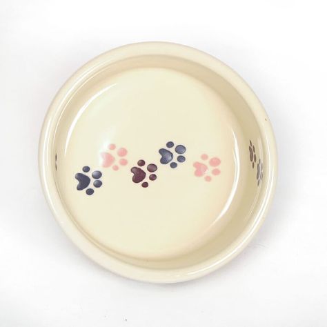 Our Small Walking Paws Pet Bowls are designed for smaller pets in mind. The wide base and stoneware body of these bowls prevent your pets from knocking them over while eating. These small bowls feature the same great hand-painted designs as our larger bowls. Get them personalized to share handmade happiness with your pets! Ceramics Bowls Designs, Toxic Products, Pink Pet, Ceramic Dog Bowl, Ceramic Dinnerware Set, Ceramic Dinnerware, Diy Pottery, Bowl Designs, Dog Bowl