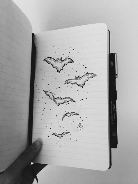 How To Draw Bats Easy, Bat Sketch Simple, Cute Bat Drawing Easy, Bat Doodle Easy, Black Pen Sketches Easy, Bats Sketch, How To Draw A Bat, Bat Sketches, Bat Doodle