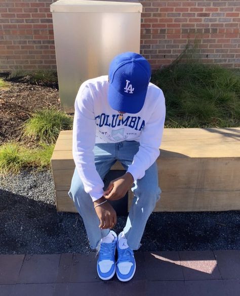 University Blue Dunks Outfit Men, Light Blue Dunks Outfit Men, Unc Dunks Outfit Men, Polar Blue Dunks Outfit, Blue Streetwear Outfit Men, Blue Dunks Outfit Men, Blue Cap Outfit Men, Unc Dunks Outfit, Cream And Blue Outfits