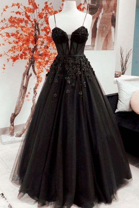 black prom dresses Winterball Dresses, Dark Prom Dresses, Black Tulle Prom Dress, Prom Dresses Flowy, Applique Prom Dress, Flowy Prom Dresses, Prom Dress Elegant, Debs Dress, Tulle Applique