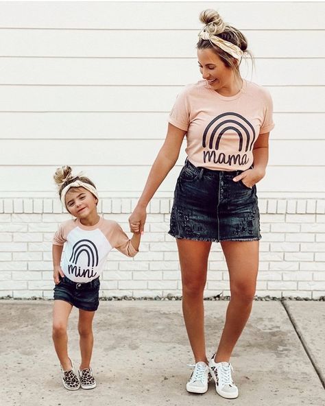 The Most Instagrammable and Gift-Worthy Tees For Moms This Mother's Day Mini Tees, Krista Horton, Mom And Me Shirts, Mini Outfit, Idee Cricut, Mama And Mini, Mother Shirts, Mommy Shirts, Mommy And Me Shirt