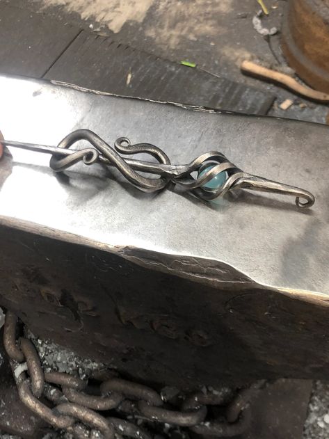 Hand Forged Hair Pin Basket Twist Hair Pin Caged Marble - Etsy Forged Hair Pin, Easy Blacksmith Projects, Blacksmith Projects Ideas, Forging Projects, Smithing Projects, Forging Ideas, Elven Hairstyles, Forged Jewelry, Blacksmithing Projects