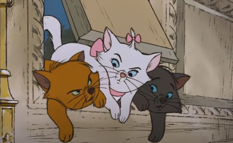 Disney Amor, Animation Disney, Im A Lady, Images Disney, Cartoon Cats, The Aristocats, Old Disney, Love Disney, Dylan O'brien