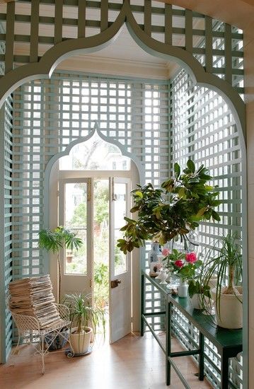 Trellised entry Indoor Trellis, Casa Country, Southern Living, Garden Room, Home Fashion, Lattice, Potted Plants, Home Design, Interior And Exterior