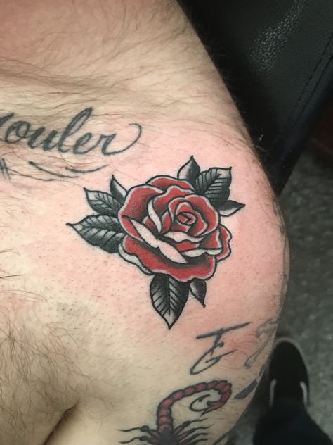 American Traditional Red Rose tattoo Red Rose Traditional Tattoo, Traditional Rose Tattoo Men, Red Rose Tattoo Men, Trad Rose Tattoo, American Traditional Rose Tattoo, Traditional Tattoo Rose, Rose Tattoo Traditional, American Traditional Rose, Traditional Rose Tattoo