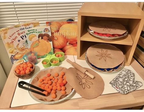 Family Activities Preschool, Toddler Sensory Bins, Blocks Preschool, November Activities, All About Me Preschool, Dramatic Play Preschool, Fall Preschool Activities, Thanksgiving Preschool, Dramatic Play Centers