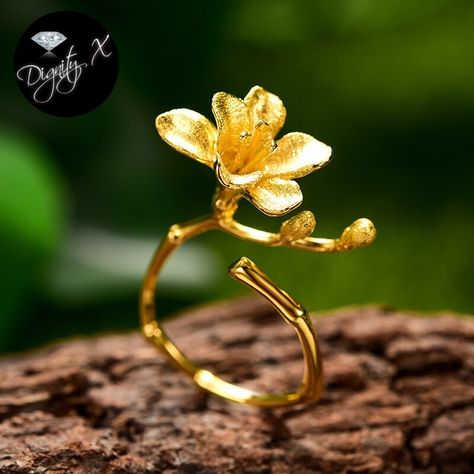 Gem Color: Gold Floral Gold Jewellery, Lily Engagement Ring, Freesia Flower, Jewelry 2024, Freesia Flowers, Flower Rings, Flower Model, Unusual Rings, Floral Ring