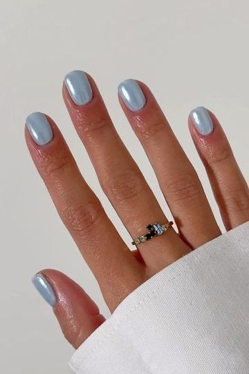 Chrome Nails, chrome nail ideas, metallic nails, glazed donut nails, classy nails, baby blue chrome nails, blue nails Short Summer Chrome Nails, Blue White Nails Short, Gel Chrome Nails Short, Soft Spring Nails, Unique Prom Nails, Short Baby Blue Nail Ideas, Short Summer Dip Nails, Crome Nails Designs Short, Extra Short Nails Ideas